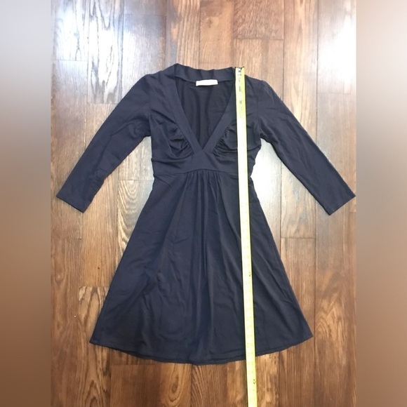 Susana Monaco 3/4 Sleeve Little Black Dress women's Size Small. Plunging v-neck - Picture 3 of 6